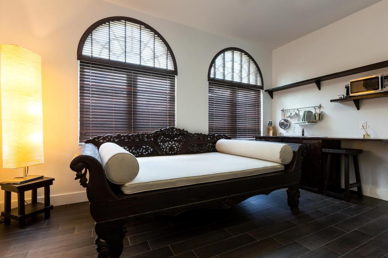 Vive Zen Master For 4 Guests Miami