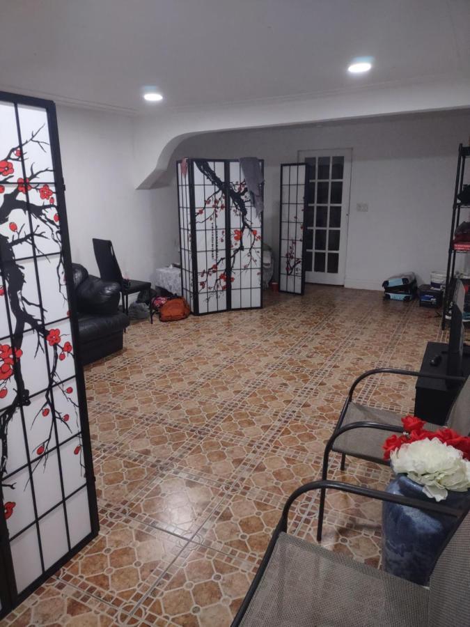 Omar's Place - Shared *