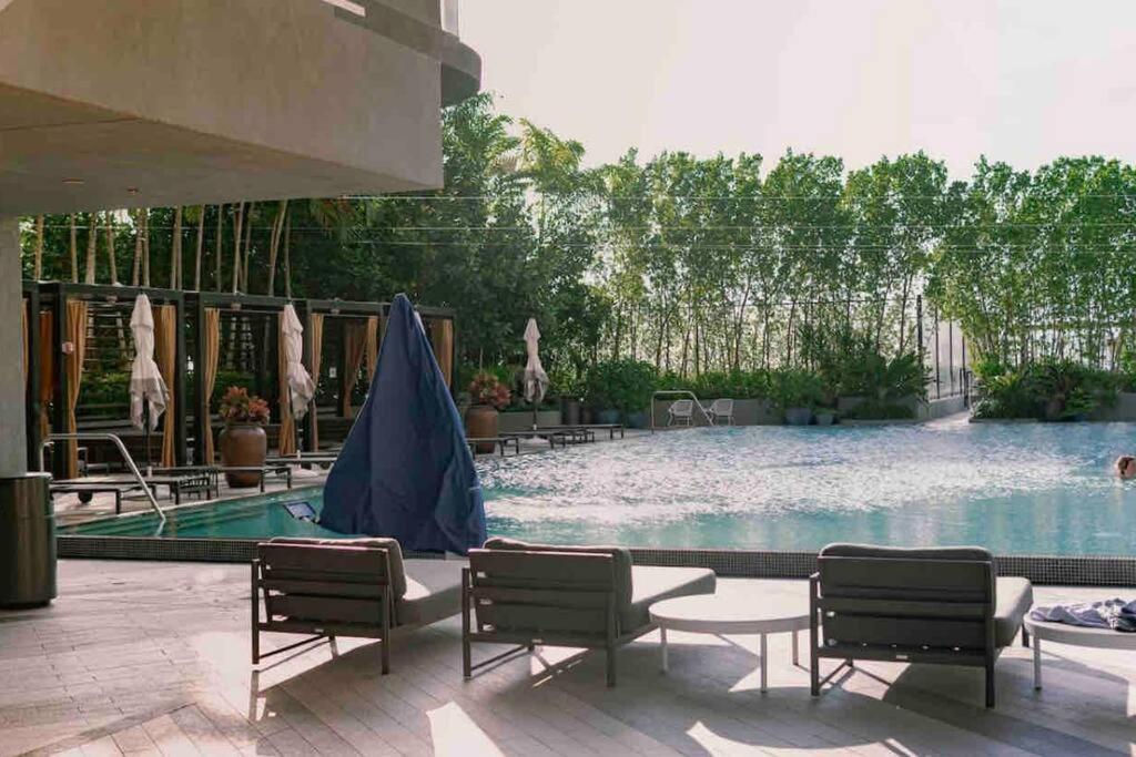 Apartment Modern & Beautifully Furnished Apt Midtown Miami