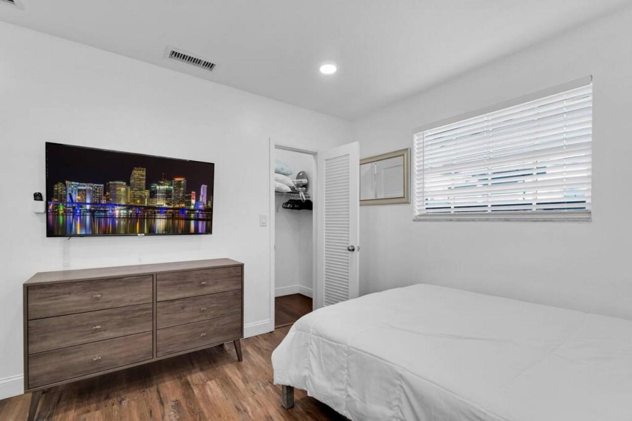 Holiday home Waterfront Heated Pool Miami