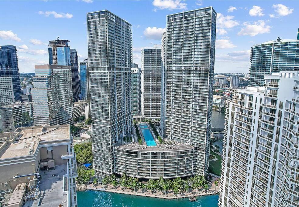 Waterfront Luxury 2 Bedrooms Iconbrickell Apartment Miami