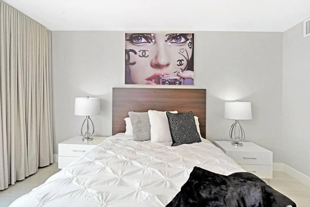 Sun-kissed & Sunshine! Direct Water And Views Apartment Miami