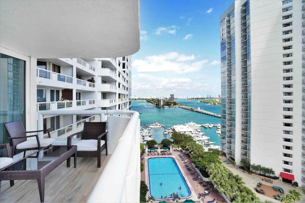 Aqua Marina! Water & Views! Apartment Miami