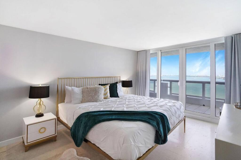 Apartment Good Morning Beautiful! Direct Water Views *