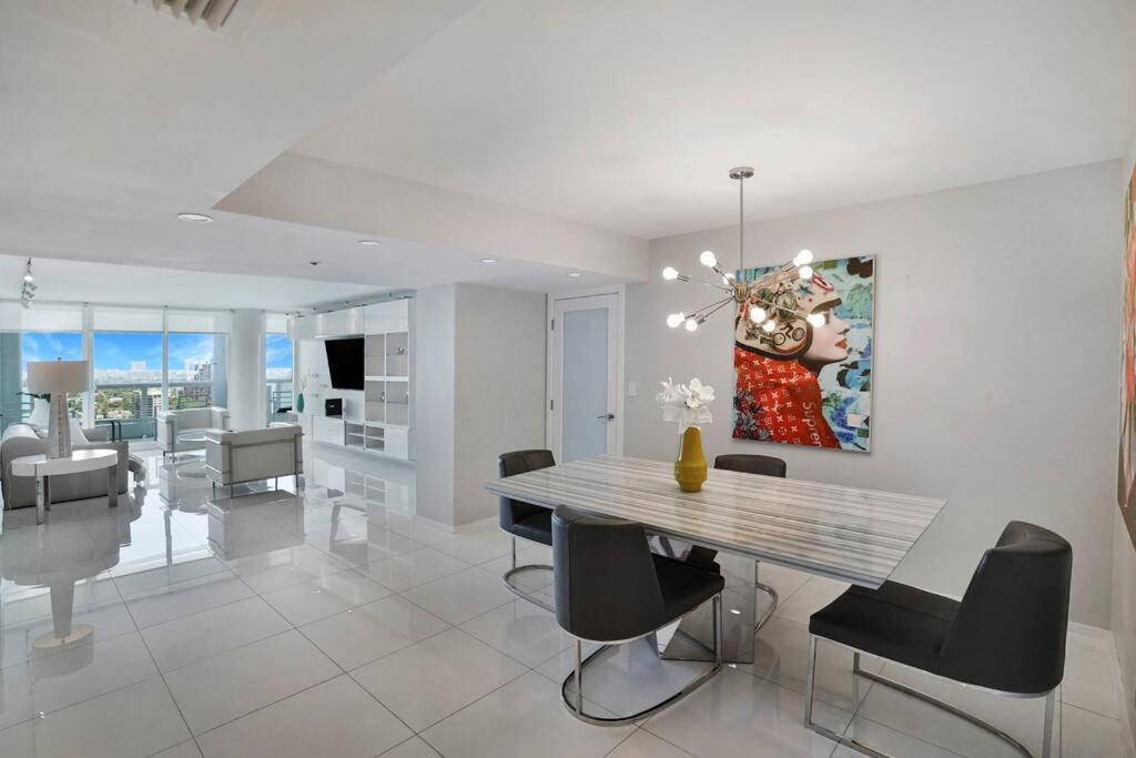 Seas The Day! Complete Panoramic Water Views *