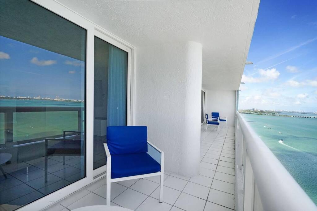 Apartment Good Morning Beautiful! Direct Water Views Miami