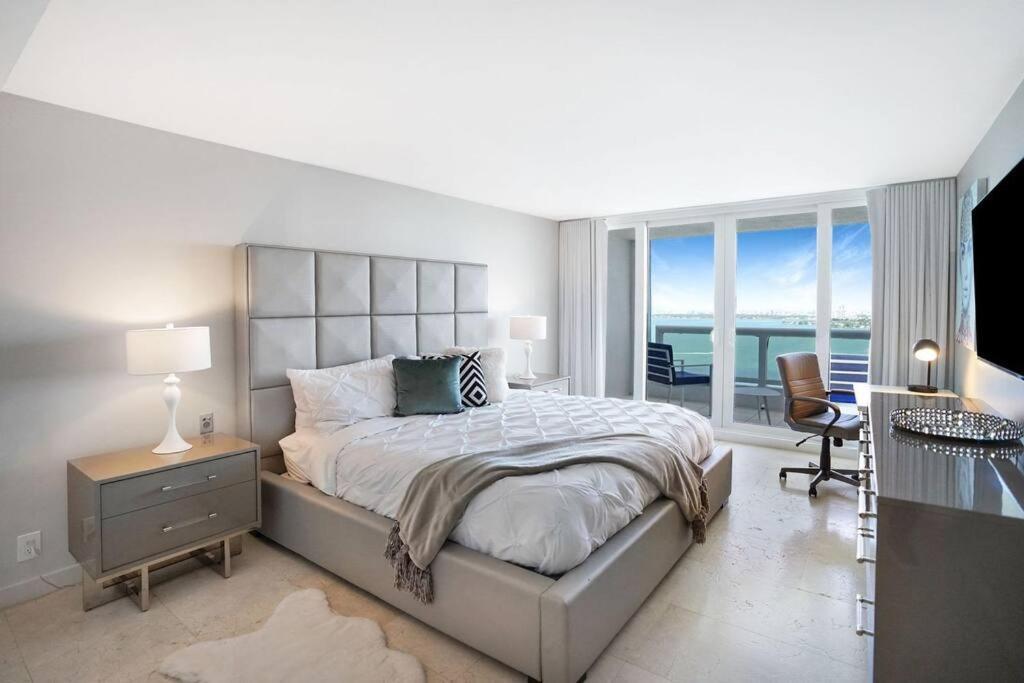 Apartment Good Morning Beautiful! Direct Water Views *