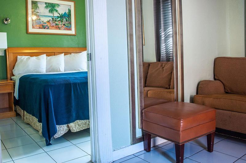 Hotel Hollywood Beach Swan Miami