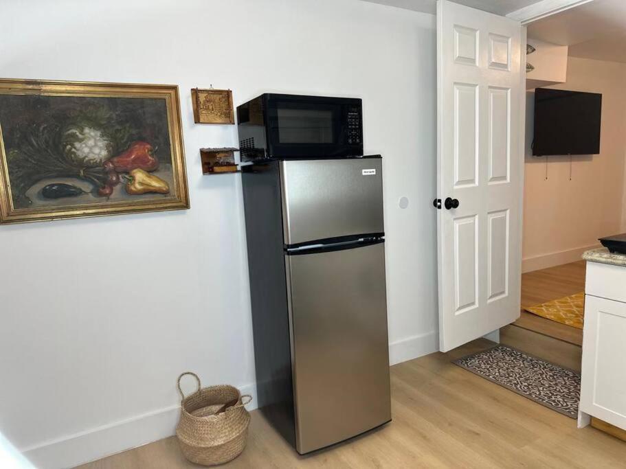 Sleeps 3, Casa Tropical In Apartment *