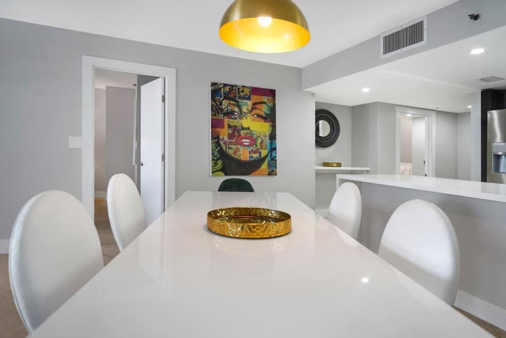 The Gypsy - Water & Park Views, Totally Renovated Apartment Miami