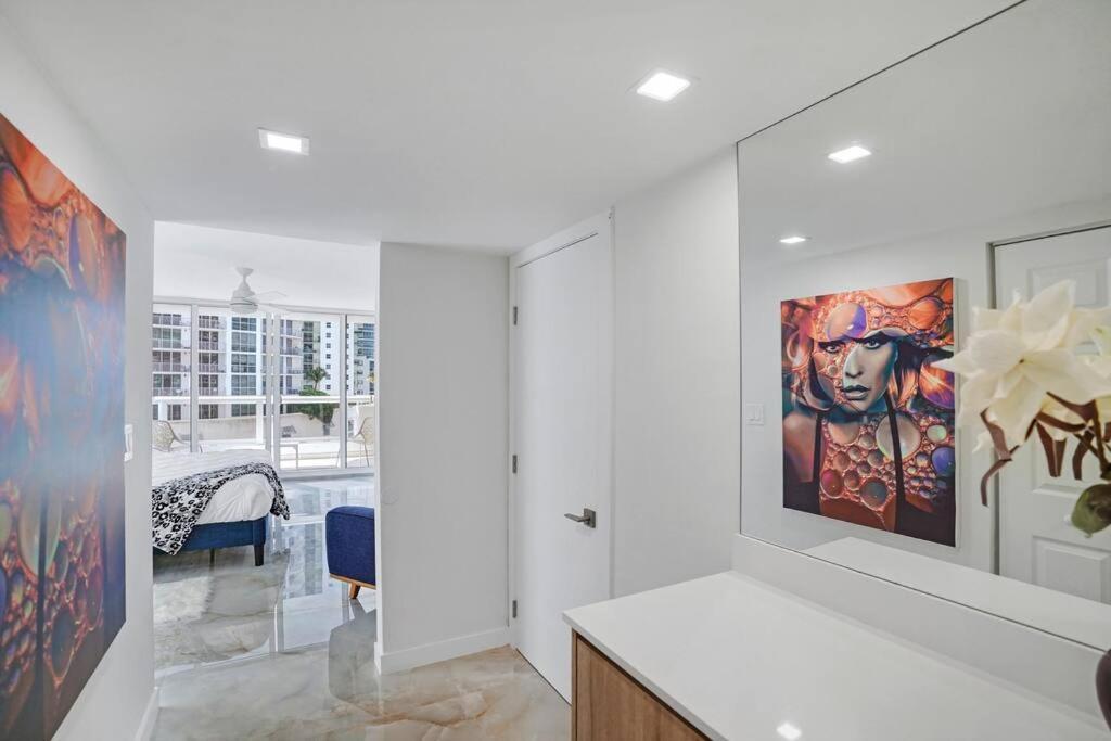 Of Dreams! Renovated With Water & Park Views Apartamento Miami