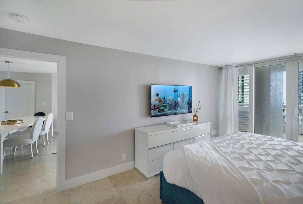The Gypsy - Water & Park Views, Totally Renovated * Miami