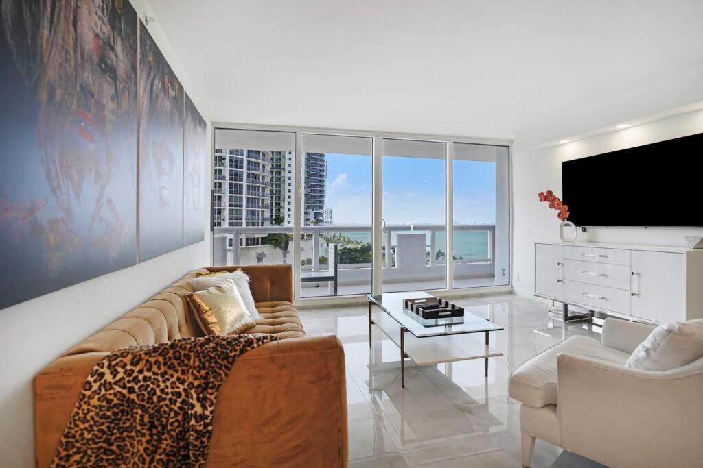 Of Dreams! Renovated With Water & Park Views