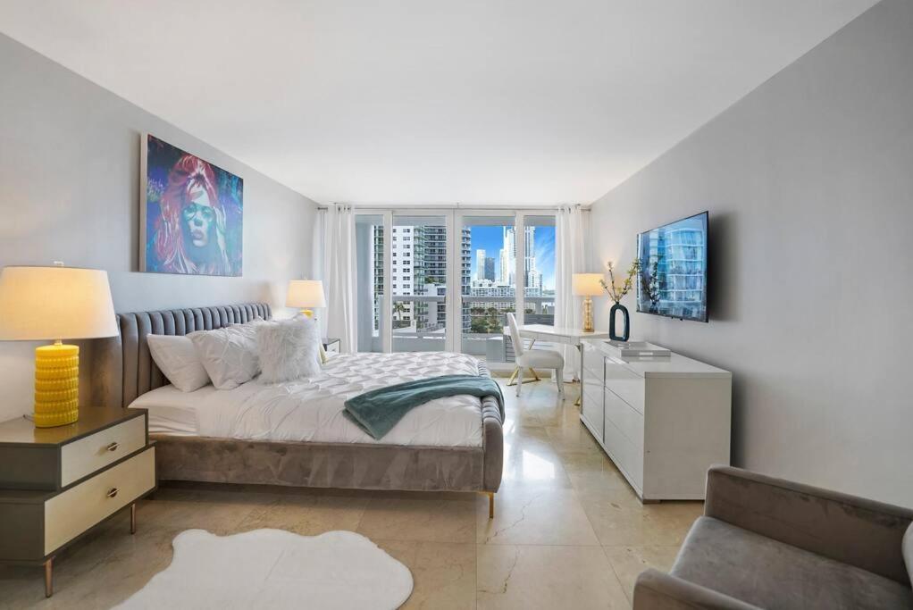 Apartment The Gypsy - Water & Park Views, Totally Renovated *