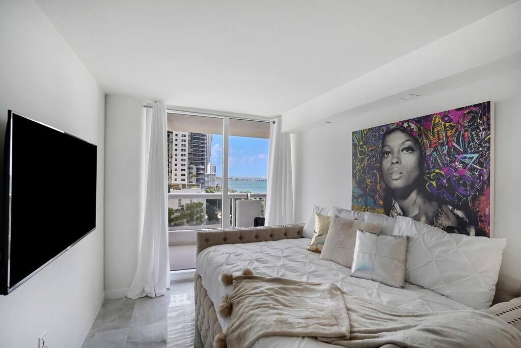 Apartamento Of Dreams! Renovated With Water & Park Views