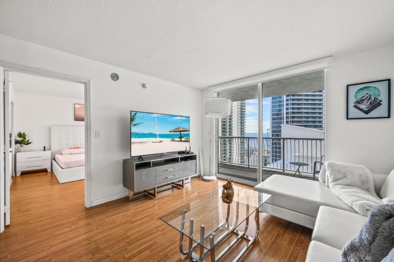 Amazing High Rise At Brickell With Pool View Apartamento *