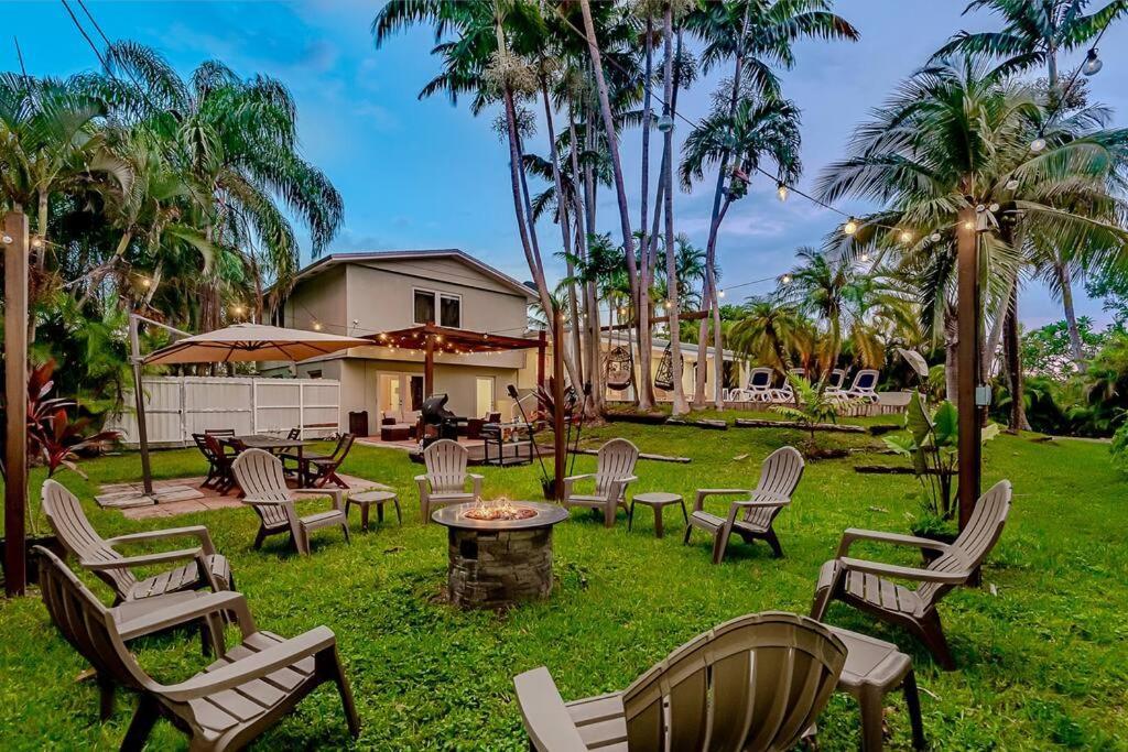 Dream Home/ Pool/jacuzzi/ Fire Pit Holiday home Miami
