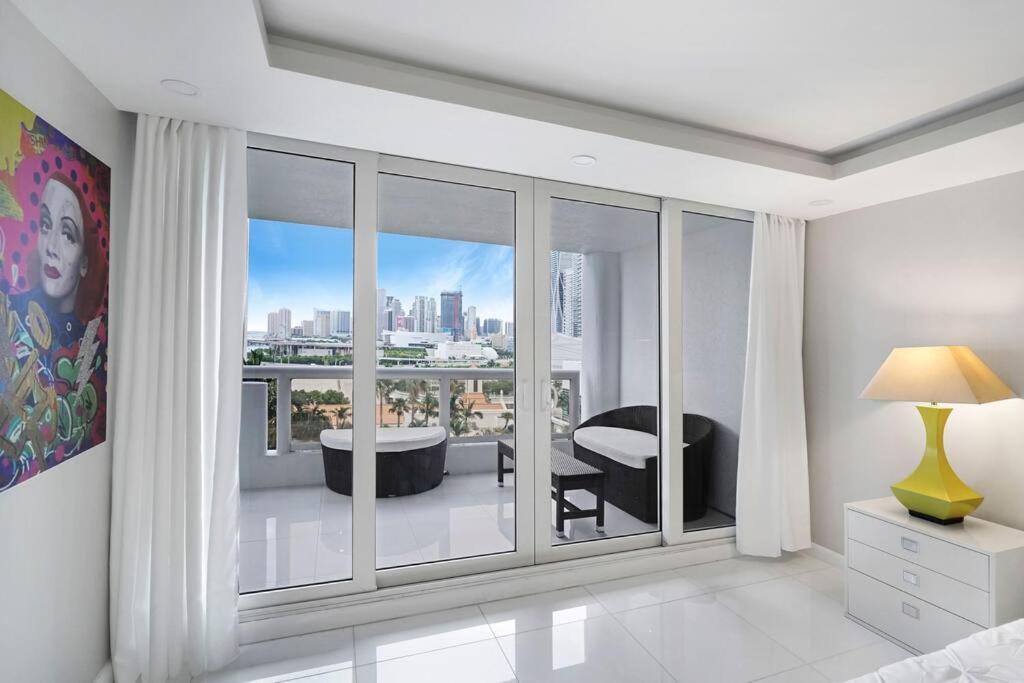 Funkin' Fabulous! Water & Views! 4br Miami