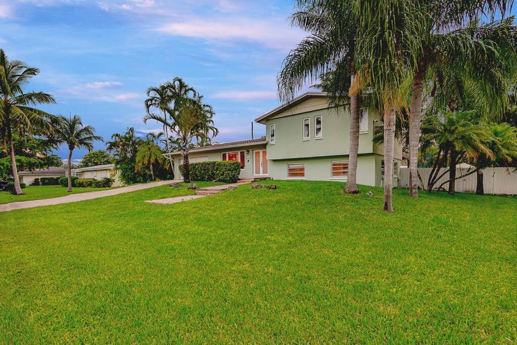 Dream Home/ Pool/jacuzzi/ Fire Pit * Miami