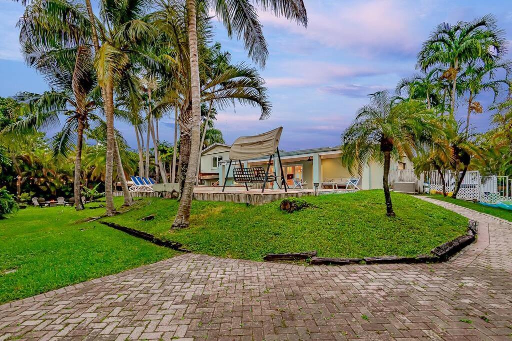 Dream Home/ Pool/jacuzzi/ Fire Pit * Miami