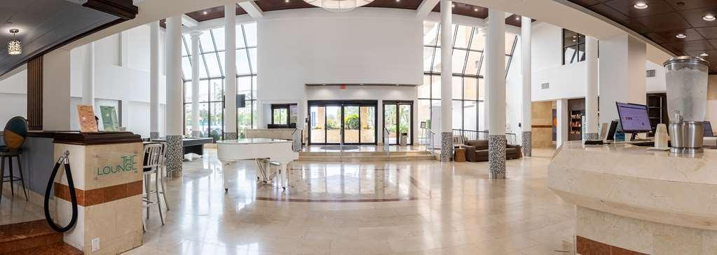 Regency Airport By Sonesta Hotel 3*