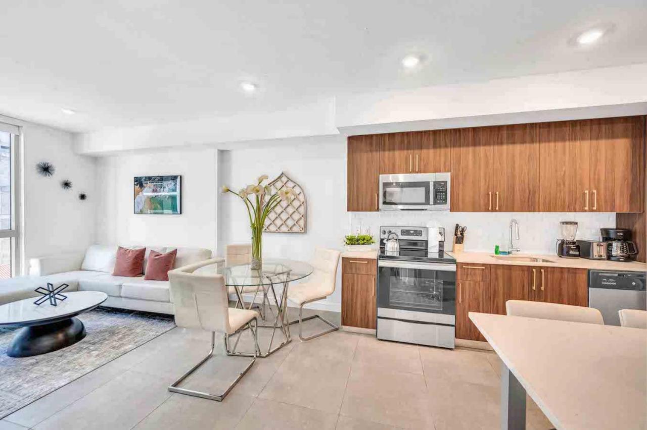 Modern Unit In Downtown With Free Parking Apartment Miami