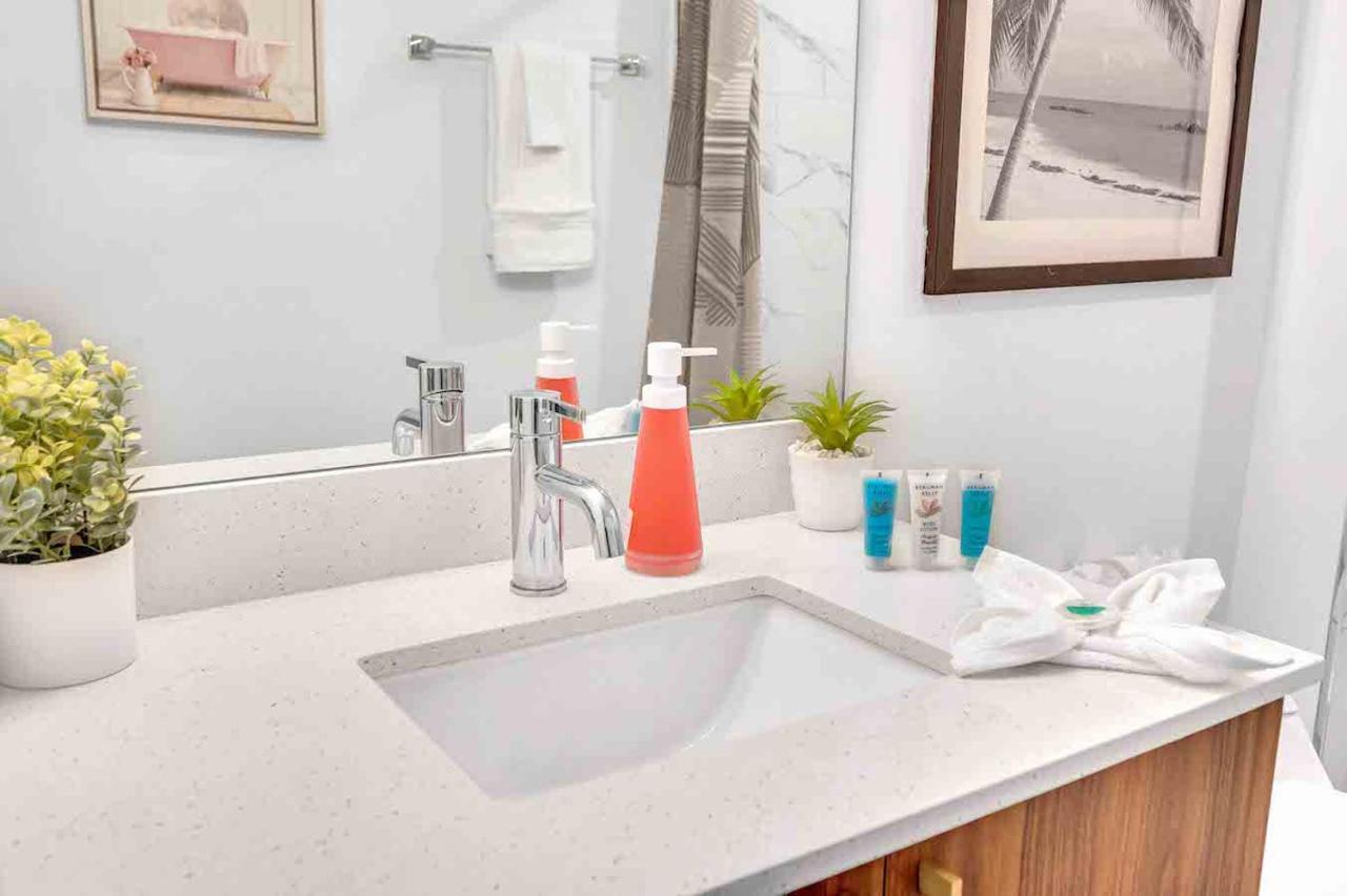 Modern Unit In Downtown With Free Parking Miami