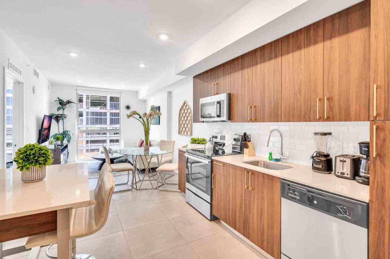 Modern Unit In Downtown With Free Parking Apartment Miami