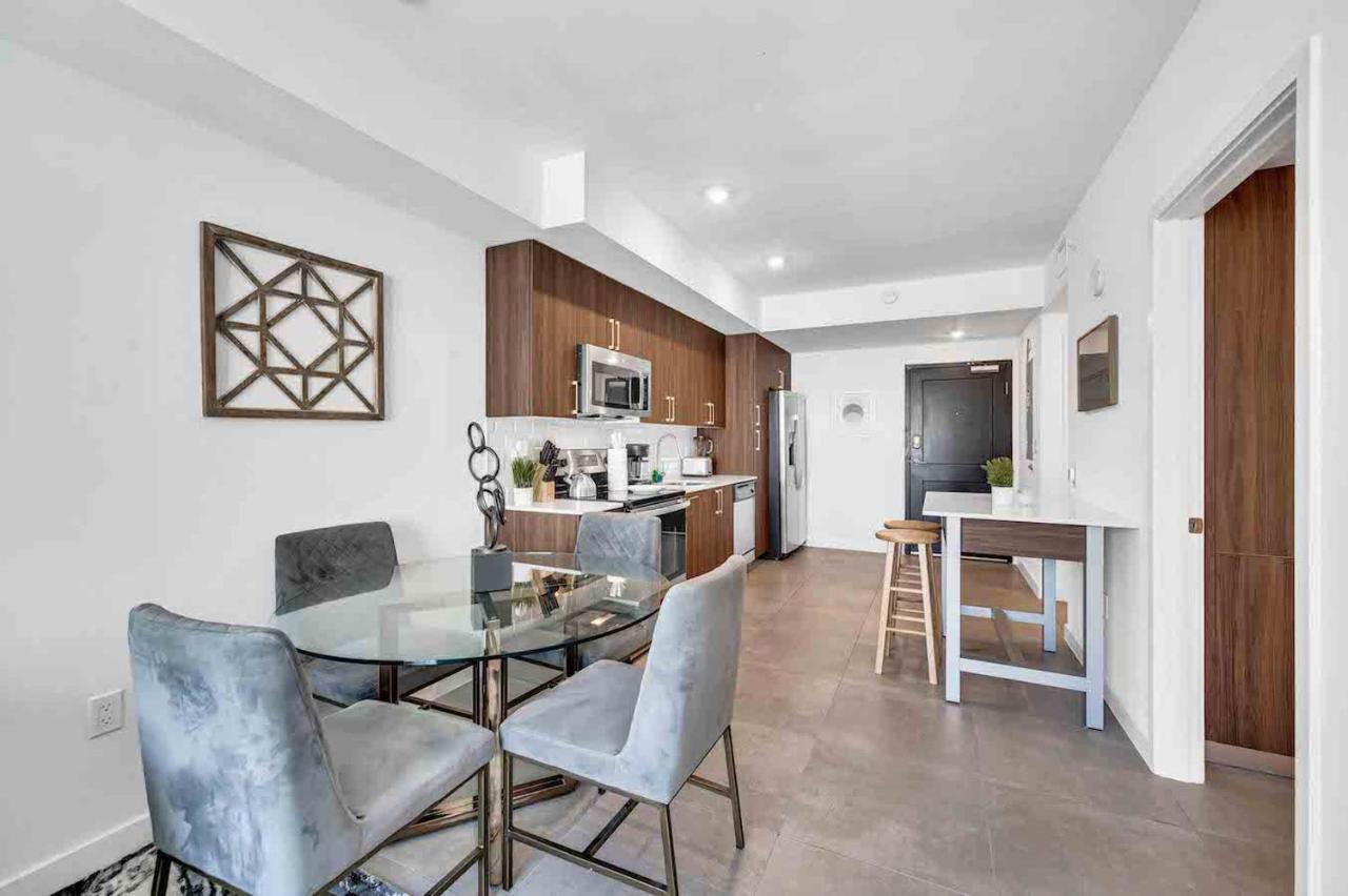 Stylish Unit In Downtown With Free Parking Miami