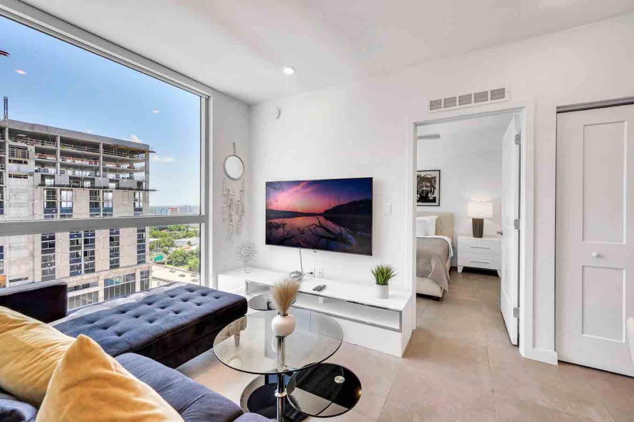 Apartment Wonderful Unit In Downtown With Free Parking *