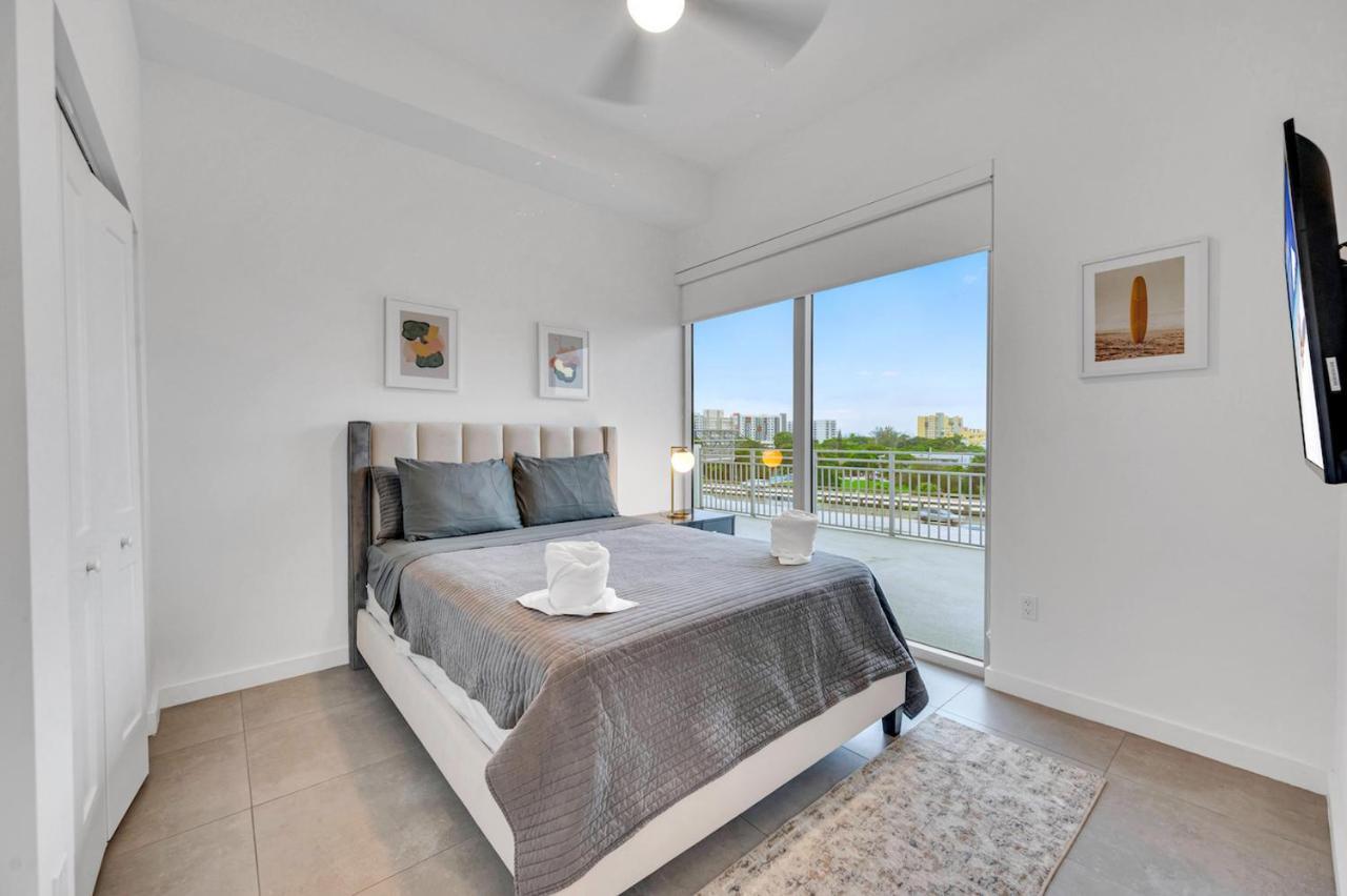 Modern Unit In Downtown With Free Parking * Miami