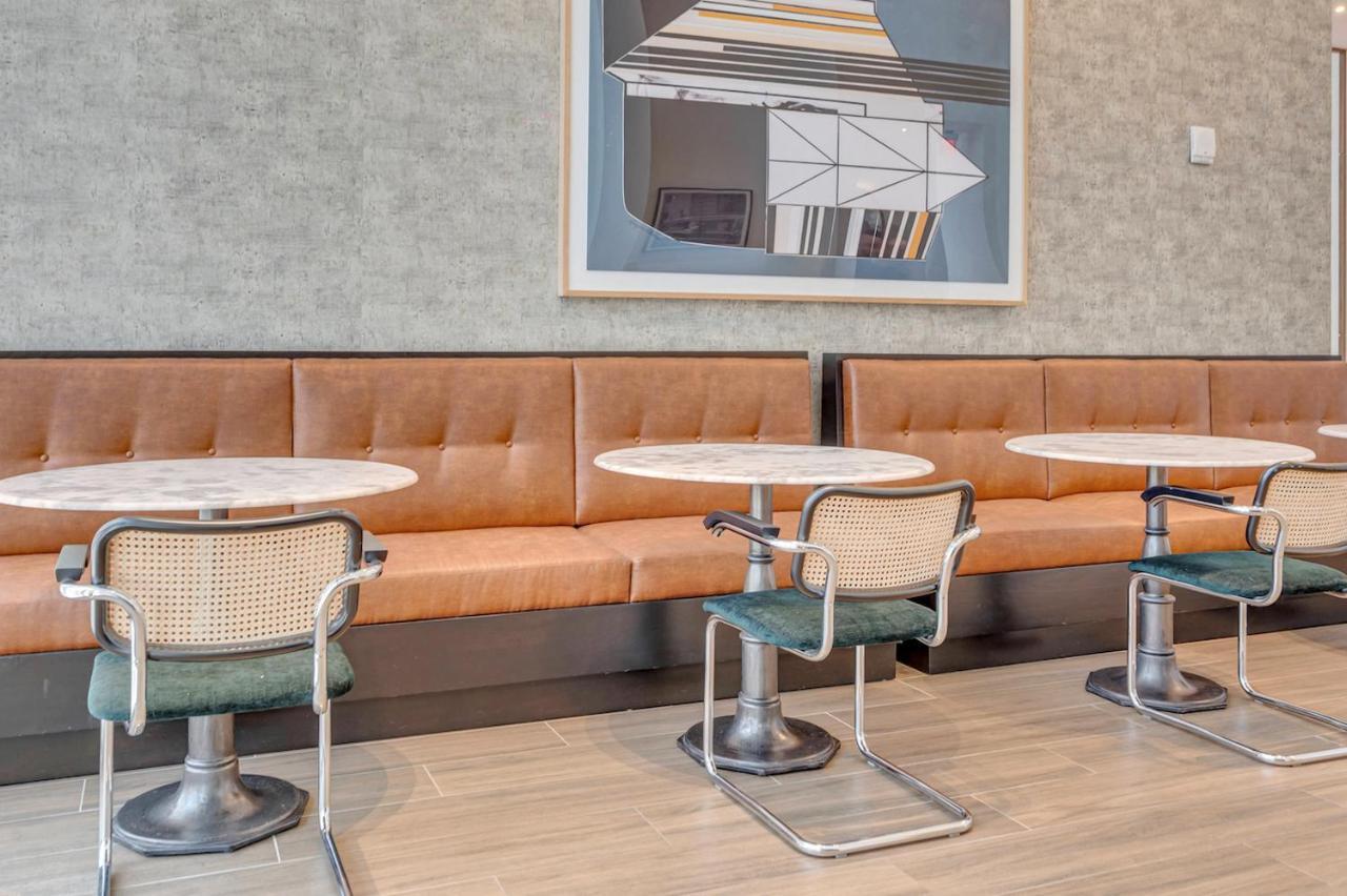 Charming In The Heart Of Downtown With Free Parking Miami