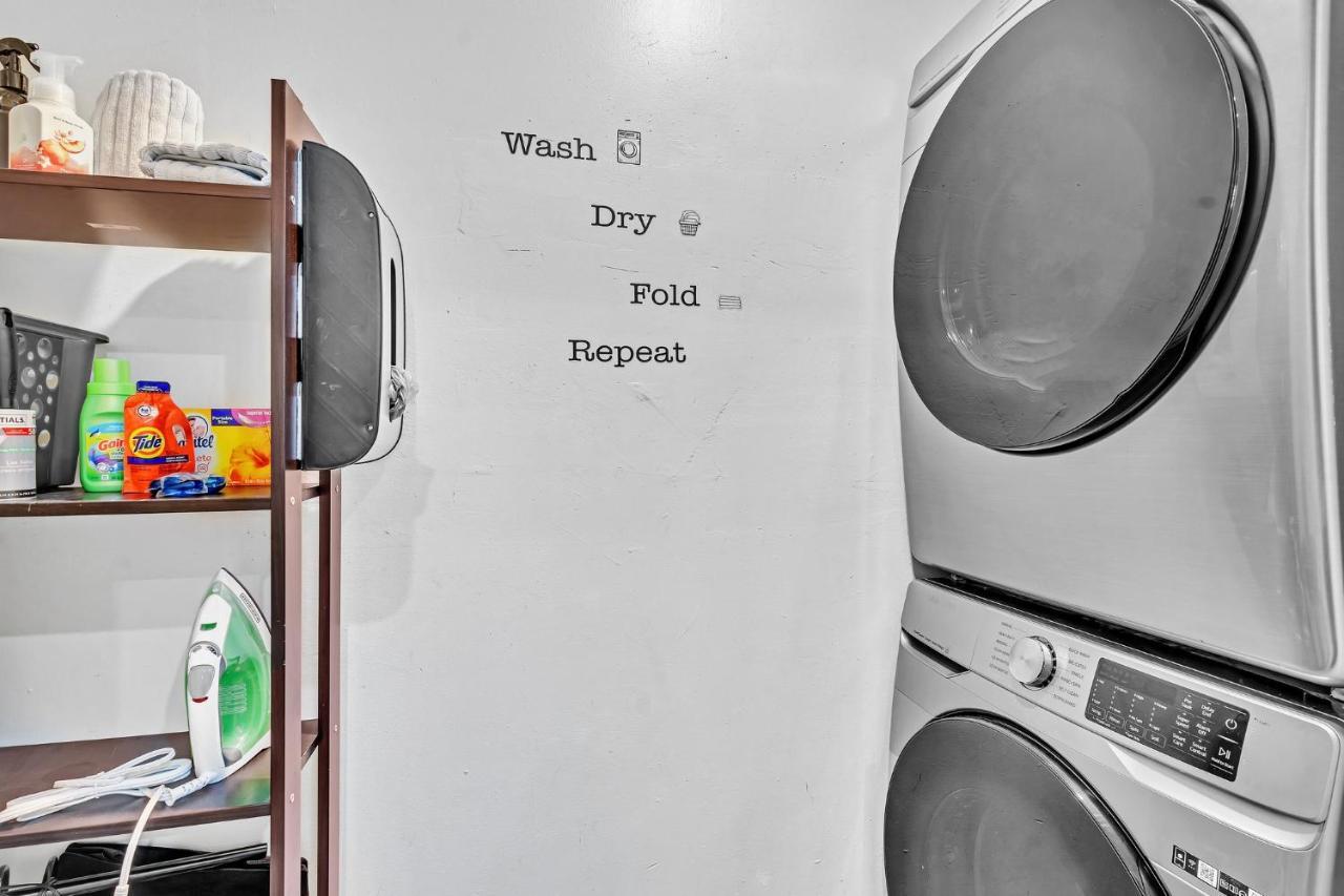 Casa de férias Estelo's Place - Modern Townhouse With King Bed, Only 5 Min From The Airport! Miami