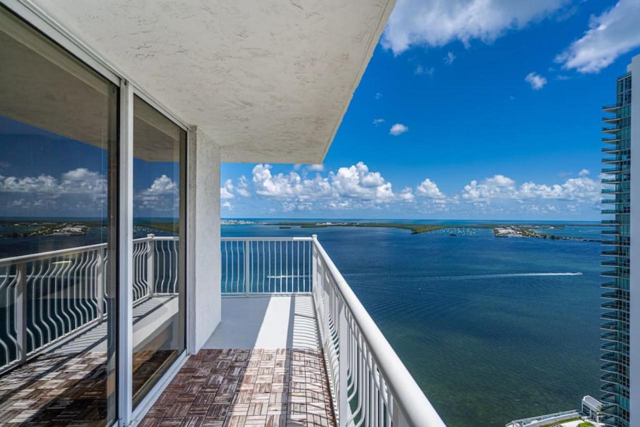 Dreamy Oceanfront Highfloor Corner Unit 2and2 Den Miami