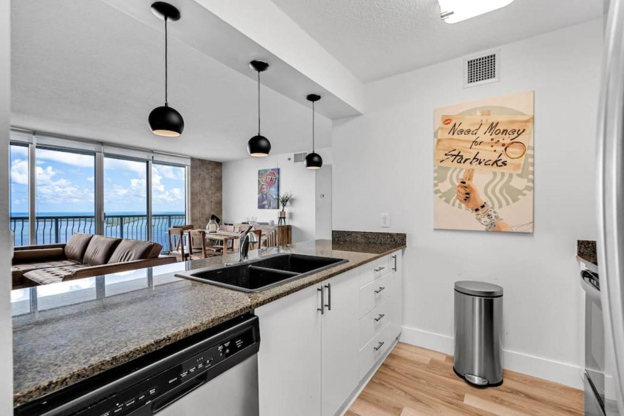 Dreamy Oceanfront Highfloor Corner Unit 2and2 Den *