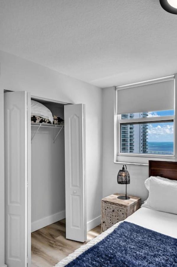 Dreamy Oceanfront Highfloor Corner Unit 2and2 Den *