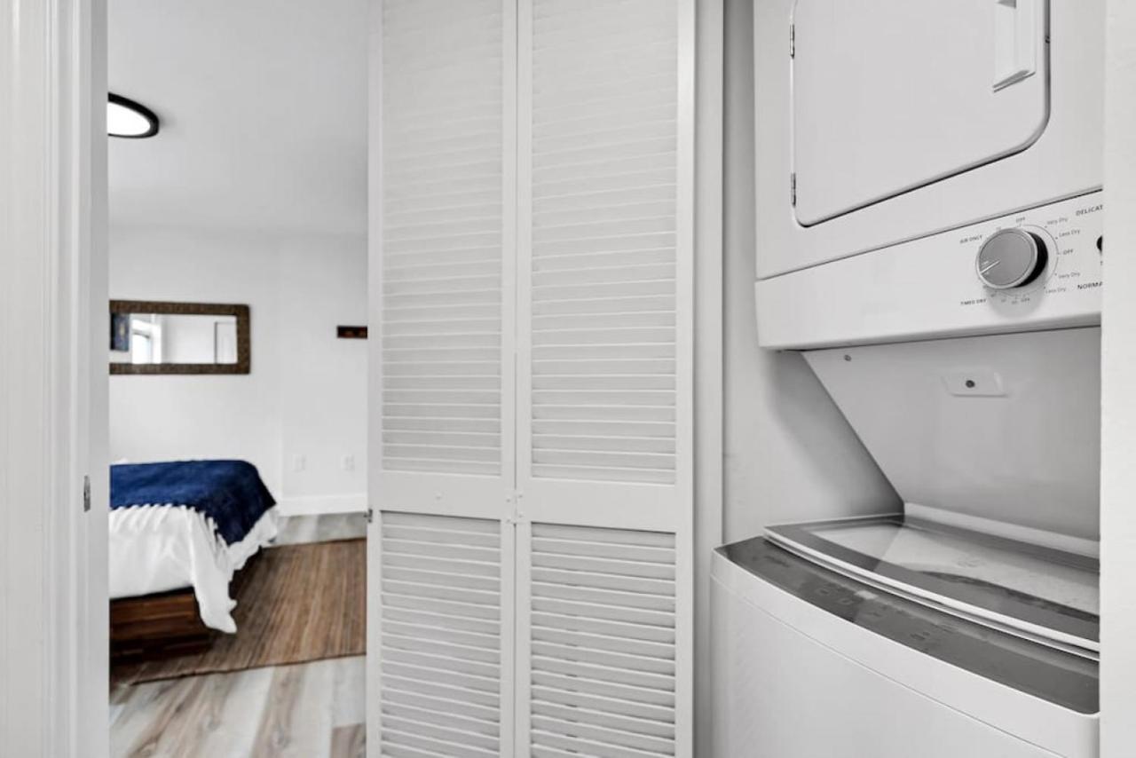 Dreamy Oceanfront Highfloor Corner Unit 2and2 Den Holiday home *