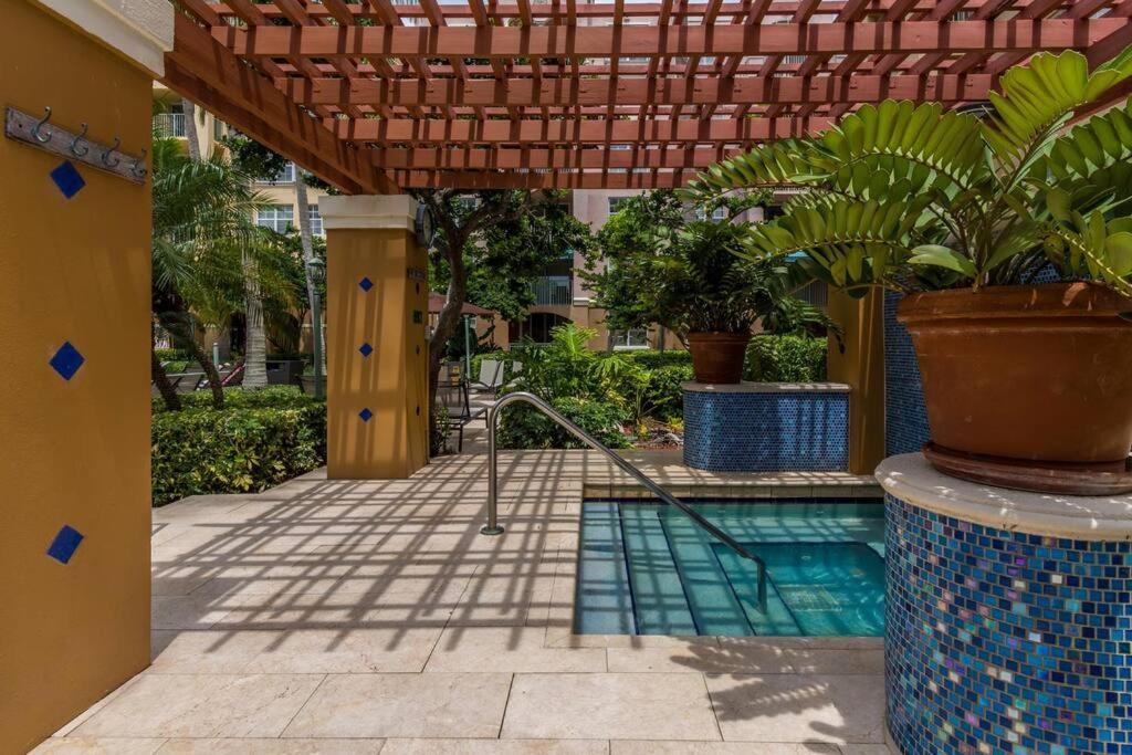 Apartment Luxury Vip 3 Bed 2 Bath Yacht Club Aventura