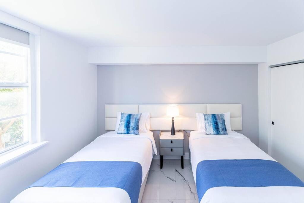 Luxury Vip 3 Bed 2 Bath Yacht Club Aventura * Miami