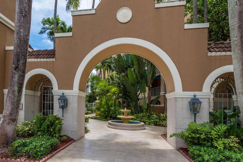Luxury Vip 3 Bed 2 Bath Yacht Club Aventura * Miami