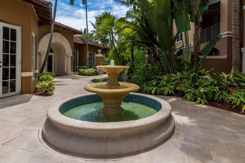 Luxury Vip 3 Bed 2 Bath Yacht Club Aventura Apartment Miami