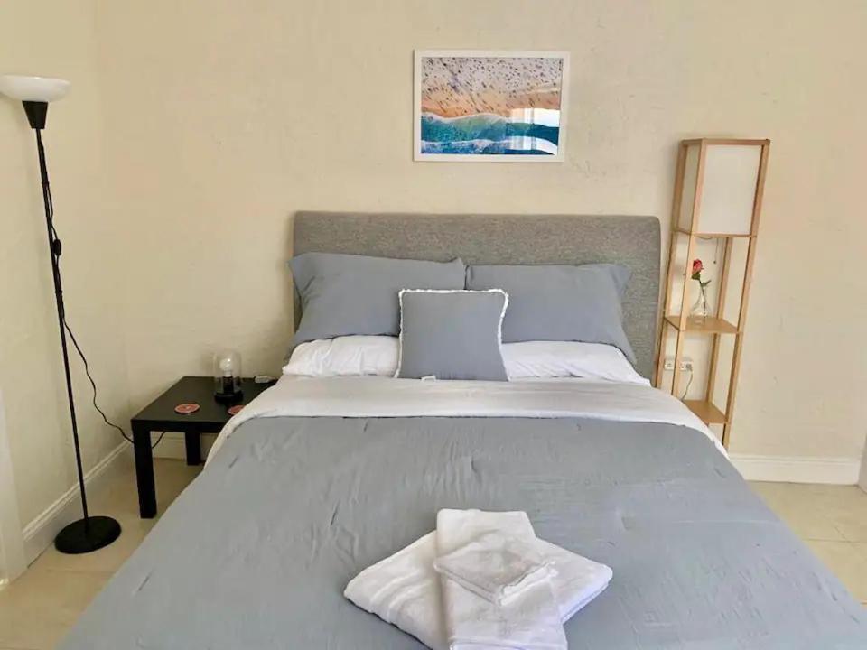 Cozy In Cute House, Close To Airport - Free Parking * Miami