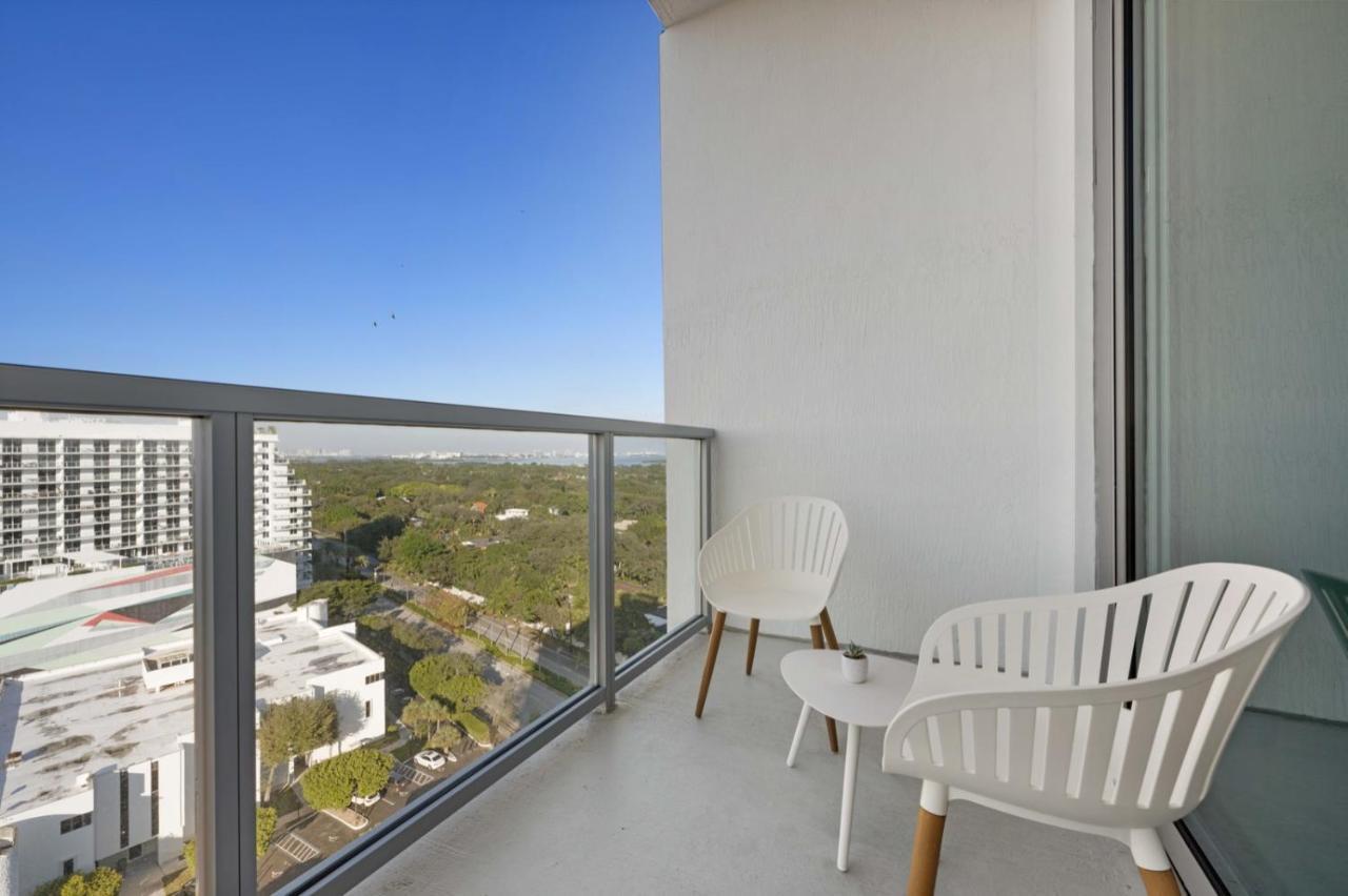 Quadro Residences By Ionica *