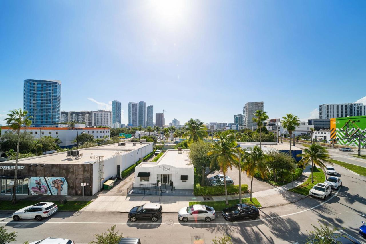 Apartment Quadro Residences By Ionica
