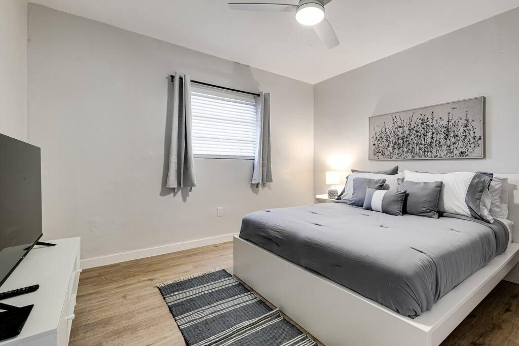 Roomy 2 Bedroom Near Airport Virg 7 Apartamento