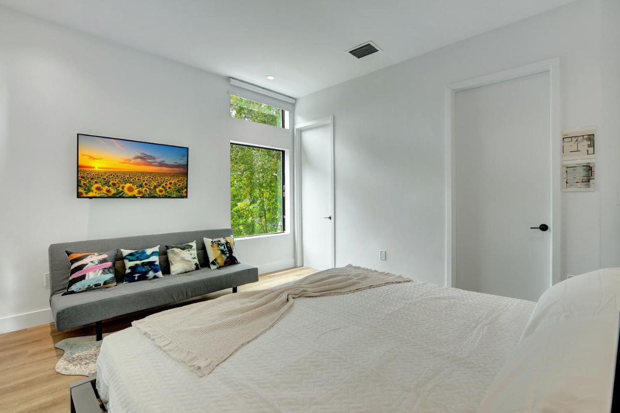 Fresco 1, Modern Design, Brand New Construction And Furniture Miami