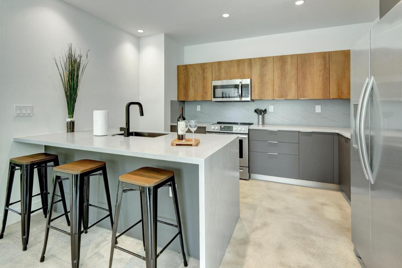 Fresco 1, Modern Design, Brand New Construction And Furniture Holiday home Miami