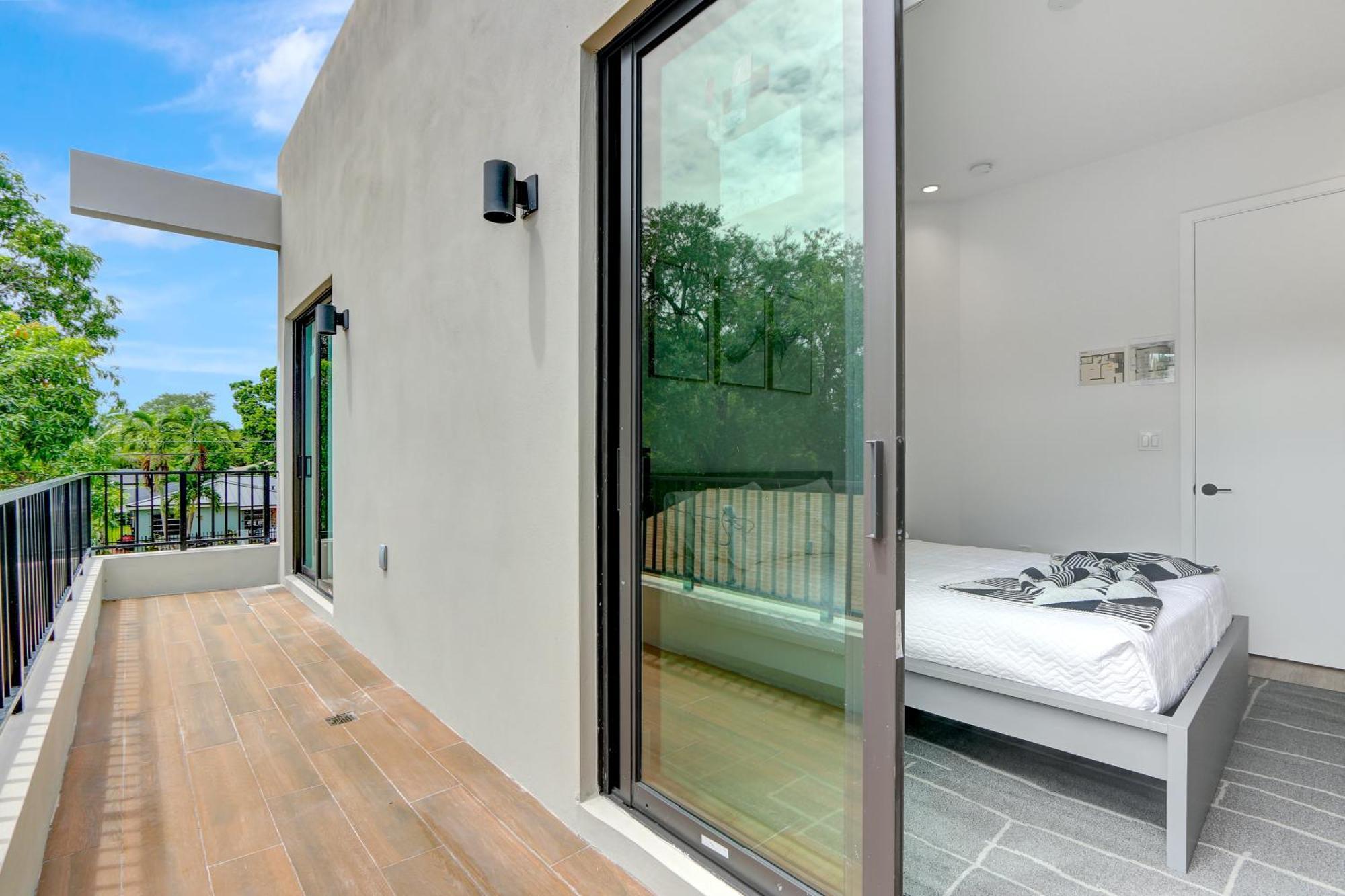 Fresco 1, Modern Design, Brand New Construction And Furniture Miami