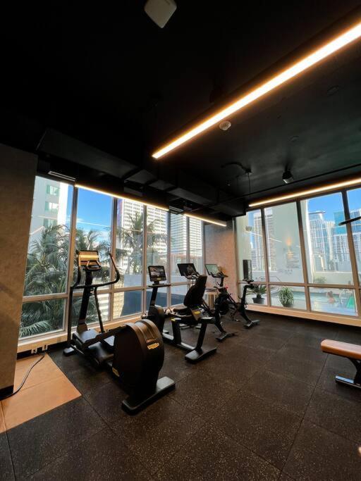 Grand View 1709 Apartment *
