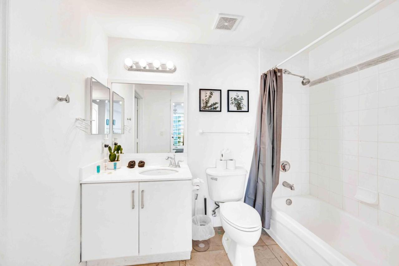 Modern 1 Bed In The Heart Of Brickell With Free Parking *